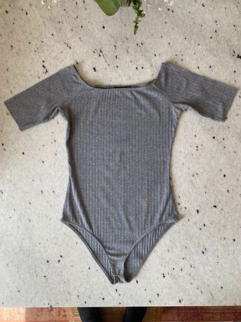 Body gris Bershka M