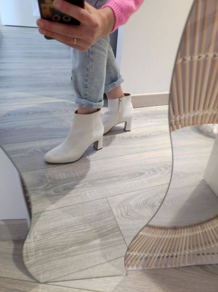 Bottines blanches NEUVES pt 39 Bocage - photo numéro 9