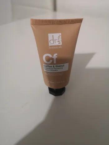 Dr botanicals exfoliant superfood au café