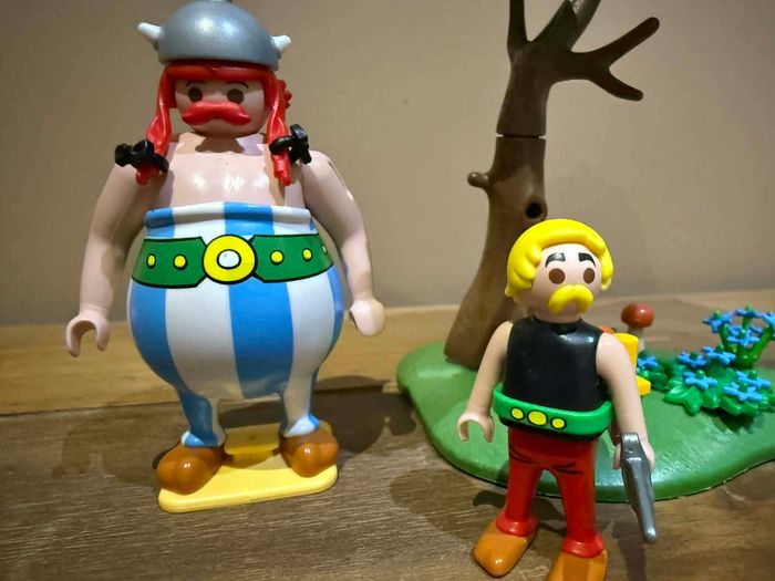 Lot playmobil Astérix et Obelix et un gaulois - photo numéro 6