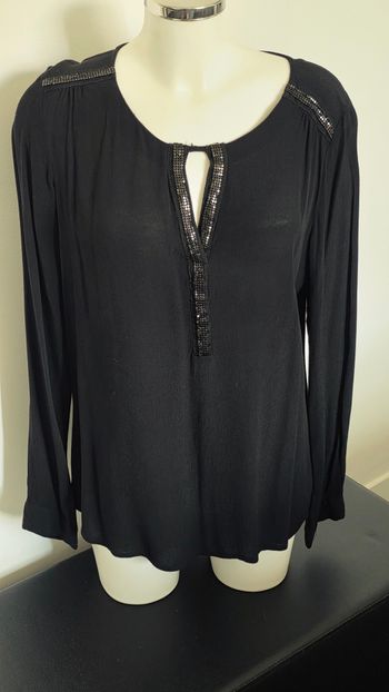haut noir T42