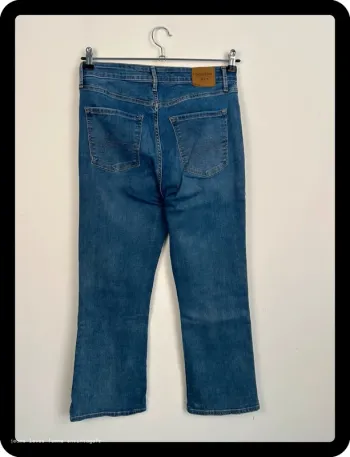 Jean Levi's Denizen Femme Bleu | Ultra High Rise Crop Flare | W30 FR40 | Très Bon État | BP76