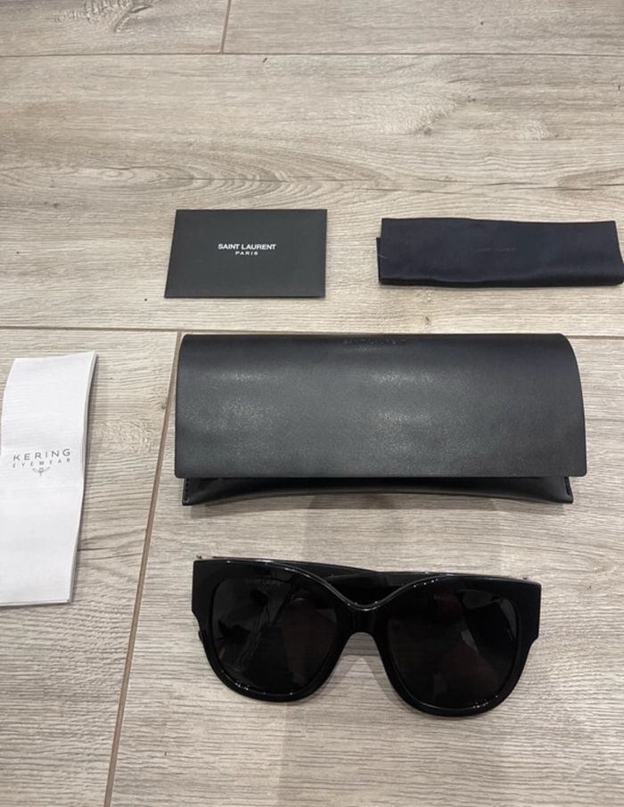Lunettes de soleil Saint Laurent neuves - photo numéro 8