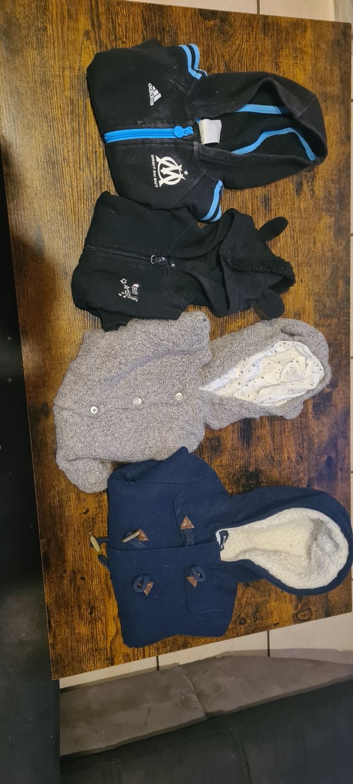 Lot vêtements bébé 9 mois - photo numéro 2
