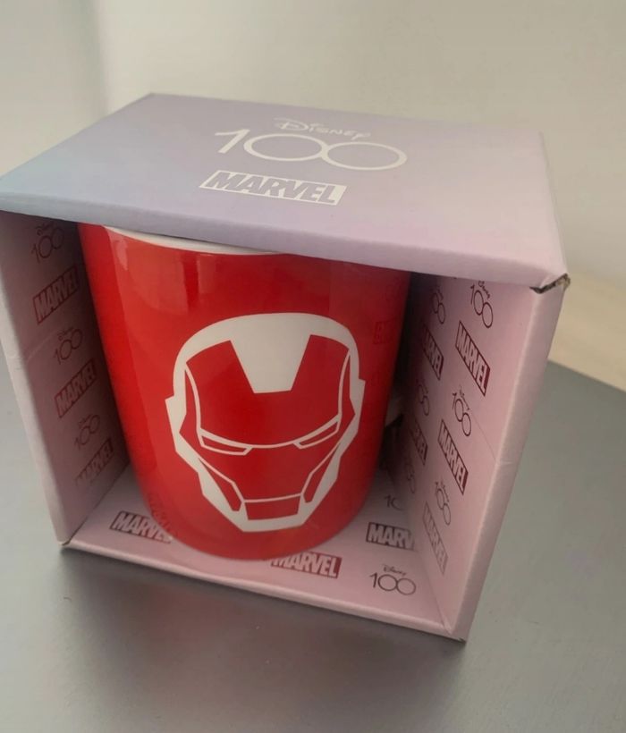 Mug/tasse marvel/avengers/iron man disney 100 - photo numéro 2