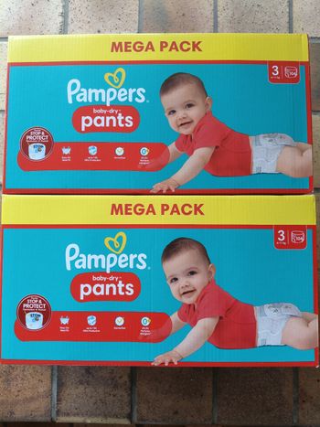 Couche Pampers taille 3