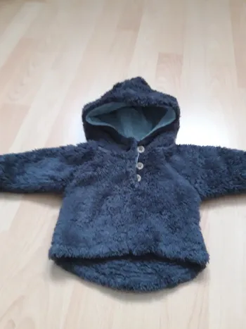 Veste à enfiler avec capuche 1 mois
