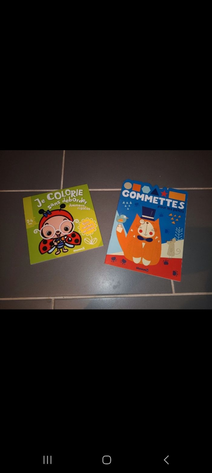 2 livres d'activités neufs 2 4 ans