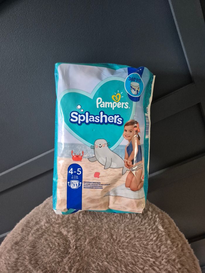 Couches de bain Pampers Splashers 4-5