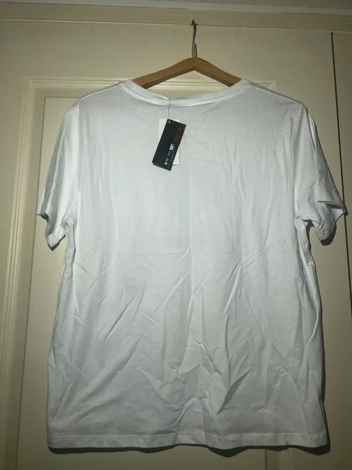 T-shirt Netflix - photo numéro 4