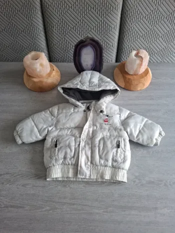 Manteau taille 6 mois