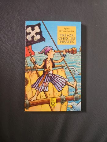 Livre trésor chez les pirates