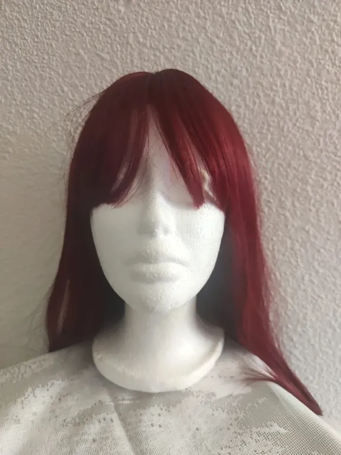 Perruque Naturelle Rouge Bordeaux Tendance Luxe - photo numéro 9