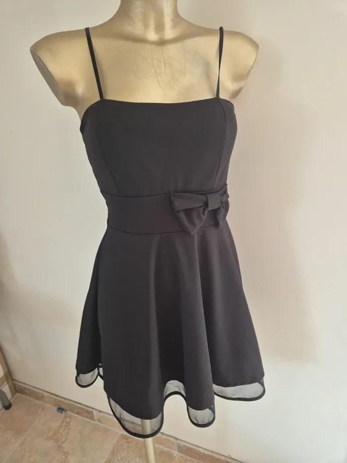 Robe noir taille m - photo numéro 2