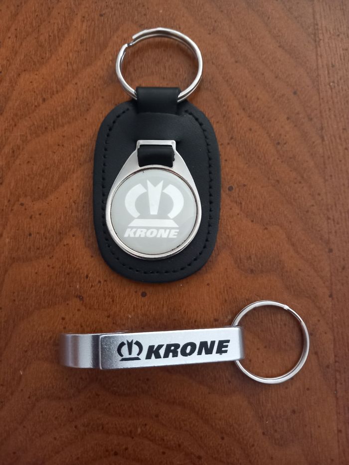 Lot 2 portes clés Krone