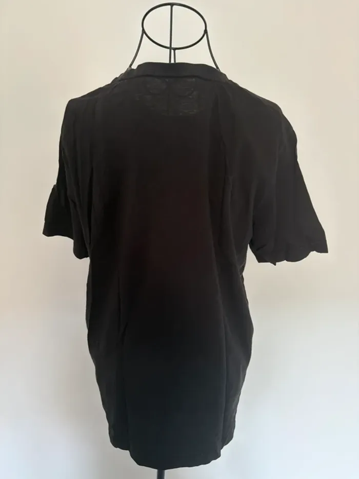 T-shirt Puma Noir avec logo blanc - Taille M - Très bon état - photo numéro 3