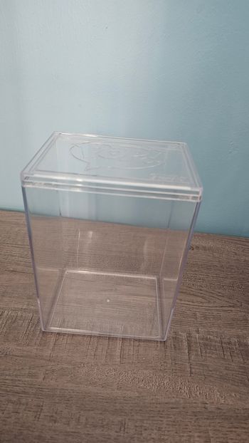 6 boîtes de protection Funko