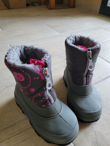 Bottes de neige taille 24/25