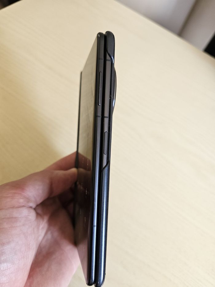 HONOR MAGIC V3 - ETAT NEUF - Boîte et Facture - photo numéro 2