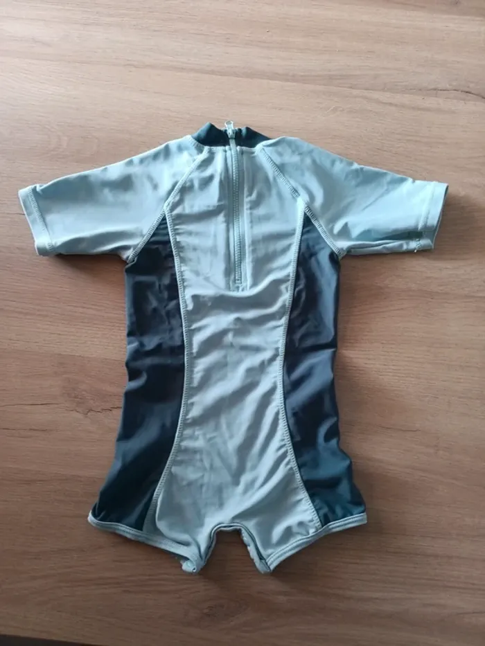 Maillot de bain une pièce 18mois - photo numéro 2