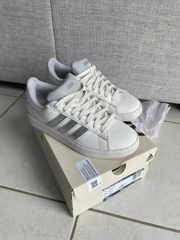 Basket adidas
