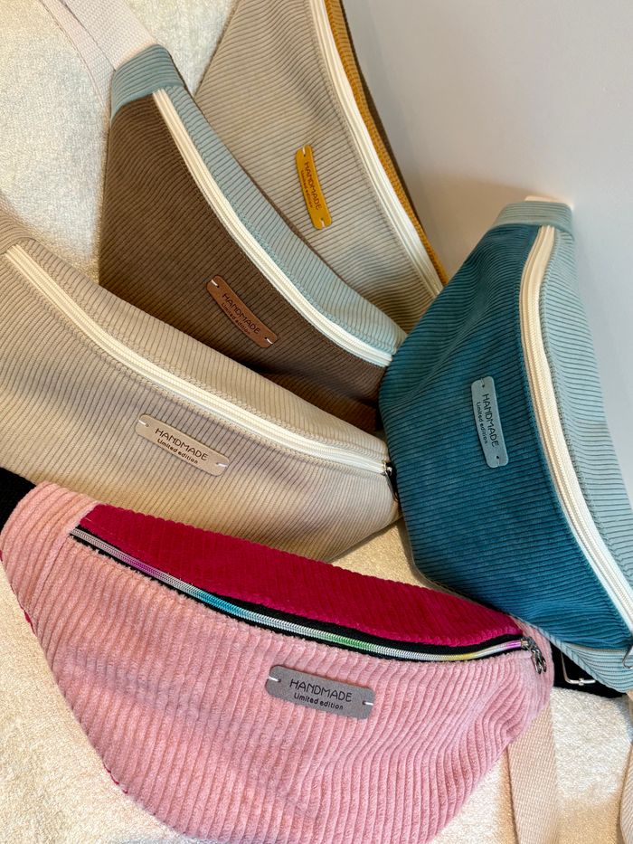 Sac banane Velours Côtelé Rose pâle et Fushia doublure fleurie - photo numéro 3