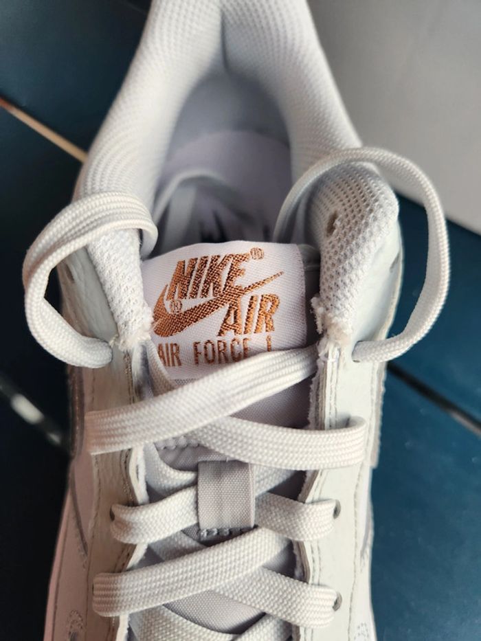 Nike air force 1 gris argenté taille 39 neuves - photo numéro 3
