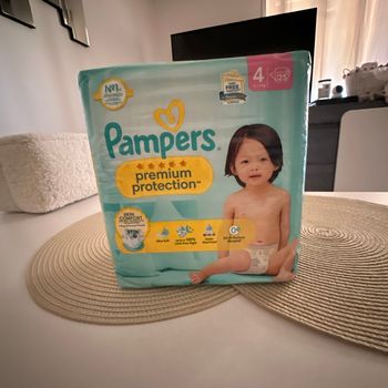 Pampers premium taille 4