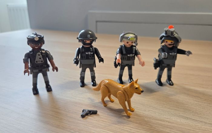 Playmobil policiers/chien - photo numéro 2