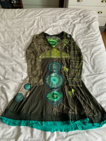 Robe desigual