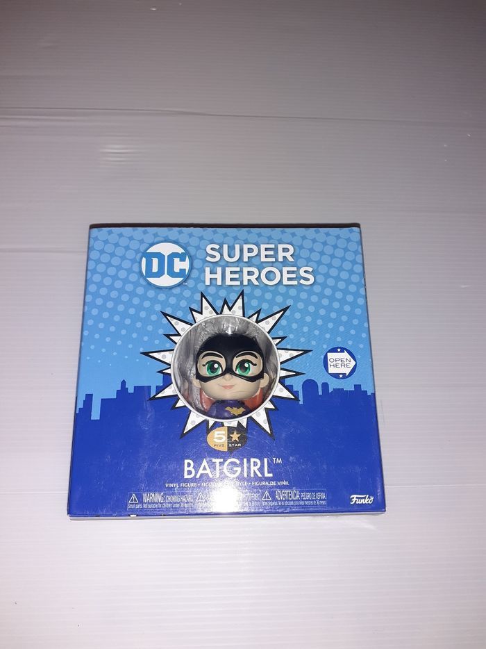 5 star batgirl - photo numéro 2