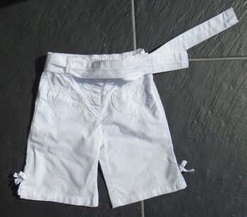 Magnifique pantalon blanc coeur fille 6 mois