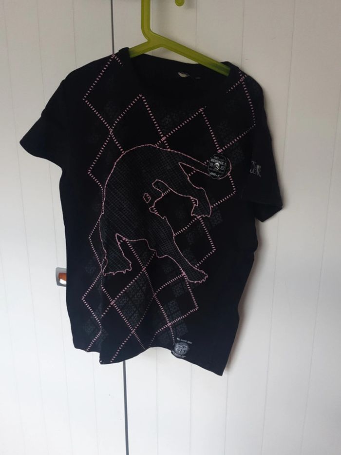 T shirt be some one