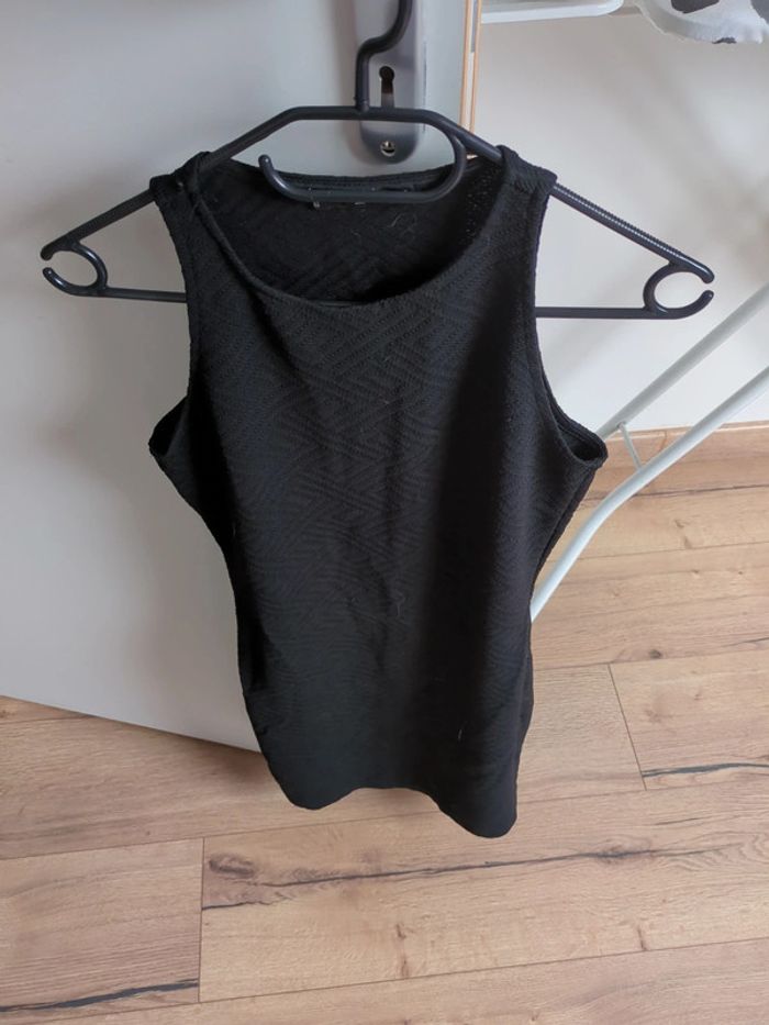 Petite robe noire - photo numéro 2