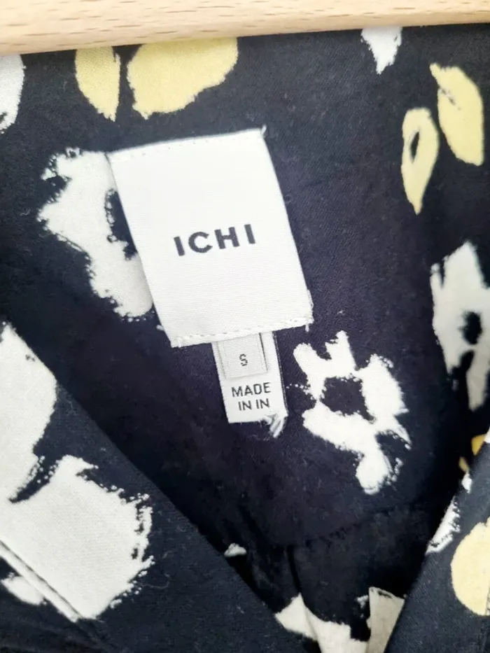 Blouse chemisier noir fleuri - photo numéro 3