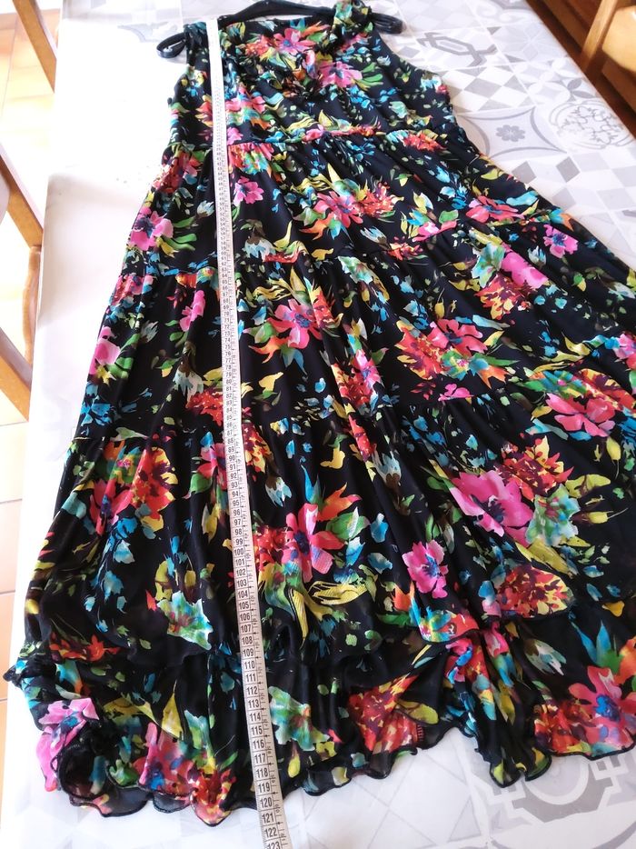 Robe longue neuve - photo numéro 4