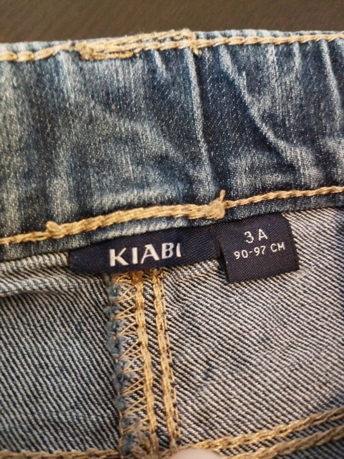 2 jeans 3ans - photo numéro 2