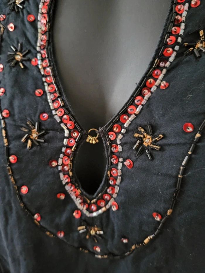 Robe Tunique type orientale noire XL 42 strass perles bijou - photo numéro 3
