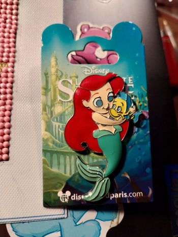 Pins Disney ariel et polochon