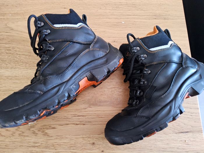 Bottines de sécurité pointure 42 - photo numéro 4