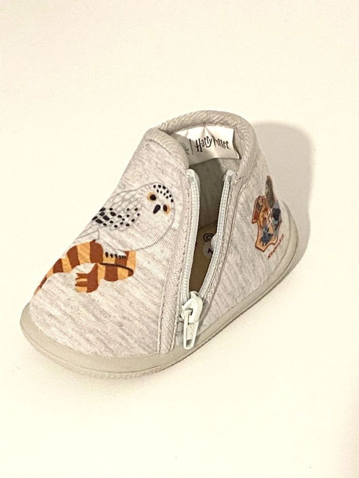 Chaussons Edwige Harry Potter taille 18 NEUFS - photo numéro 3