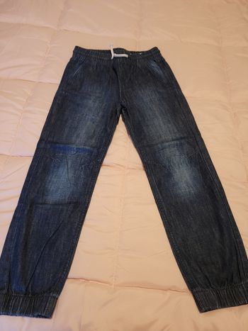 pantalon jogger 7/8ans  (4e)