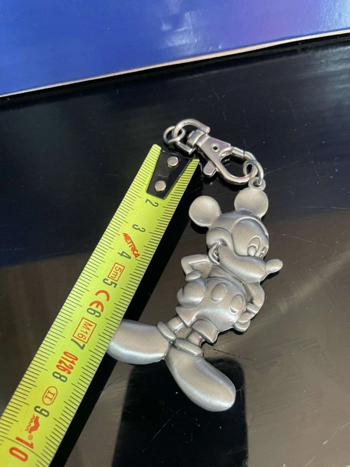 Porte-clés Mickey Disneyland Paris - photo numéro 3