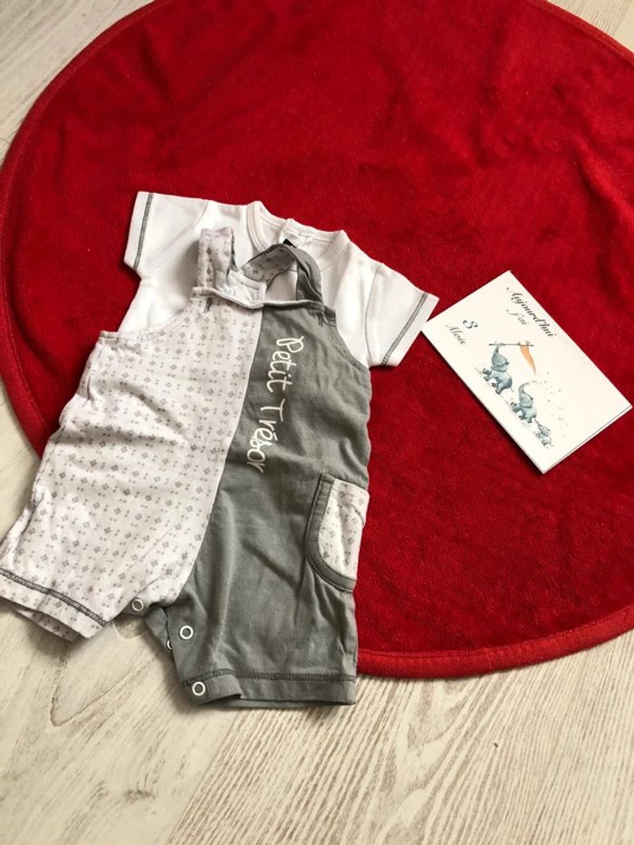 Ensemble salopette short avec t shirt