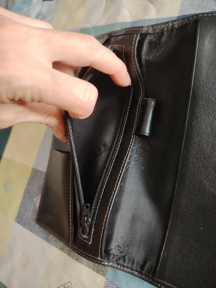 Lot chéquier, porte monnaie et porte jeton - photo numéro 6
