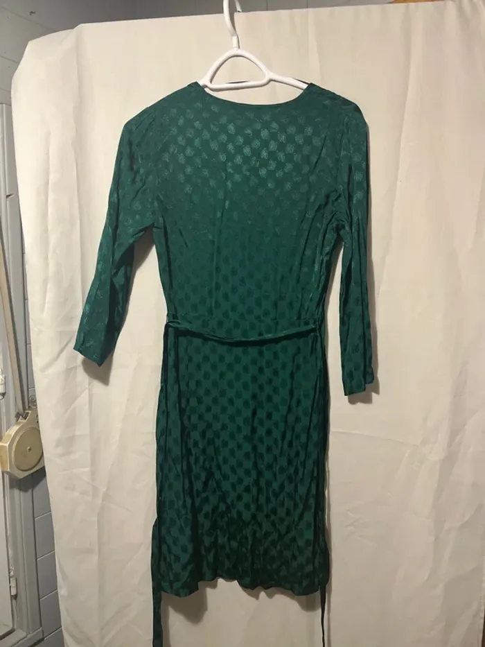 robe verte - photo numéro 8