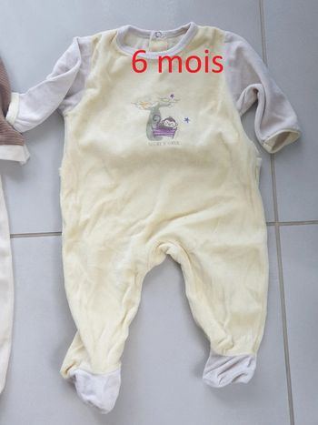 1 pyjama 1 pièce hivers 6 mois