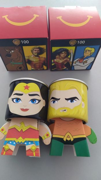 Lot de 2 boîtes Warner Bros neuves - Scooby-Doo, Wonderwoman