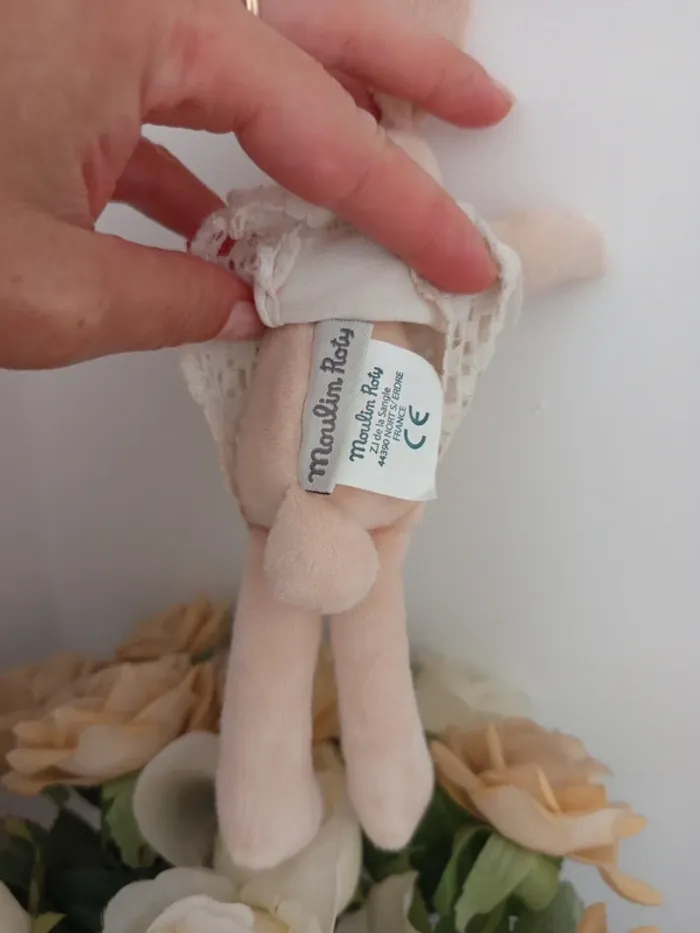 Mini lapin doudou Moulin Roty - photo numéro 4