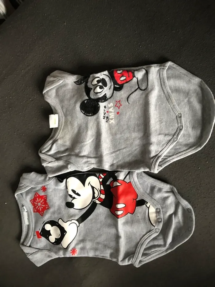 Bodies 3 mois disney